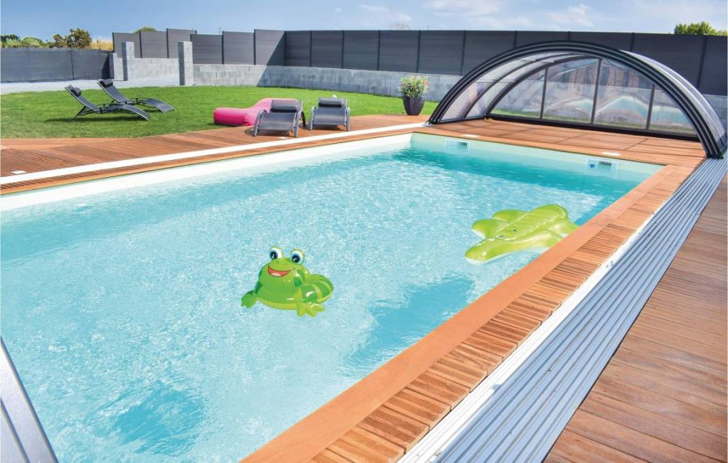 superbe maison de vacances avec piscine Créance