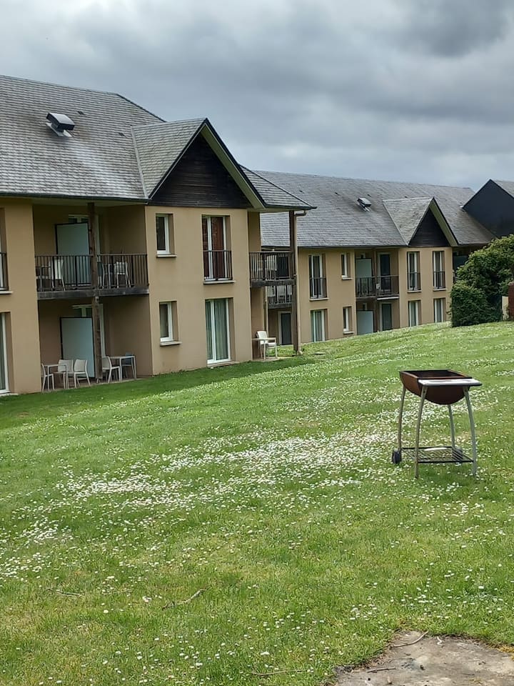 Studio Normand agréable balcon piscine